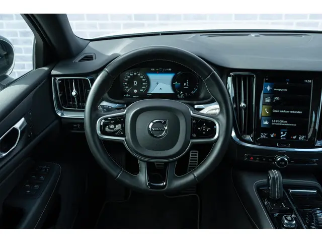 Volvo V60 3