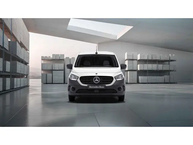 Mercedes-Benz eCitan 112 Base L2 51 kWh 2025 Elektrisch 6