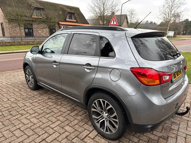 Mitsubishi ASX 1.6 Cleartec Instyle 2015 Benzine 7