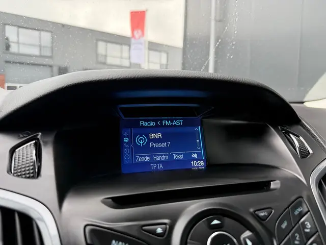 Ford Focus Wagon 1.0 EcoBoost Edition Plus 2014 Benzine 24