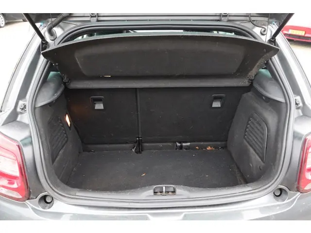 Citroën DS3 1.4 e-HDi Chic 2012 Diesel 16