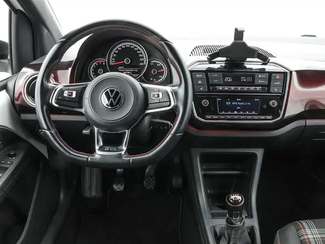 Volkswagen up! 1.0 TSI 115pk GTI 2022 Benzine 3