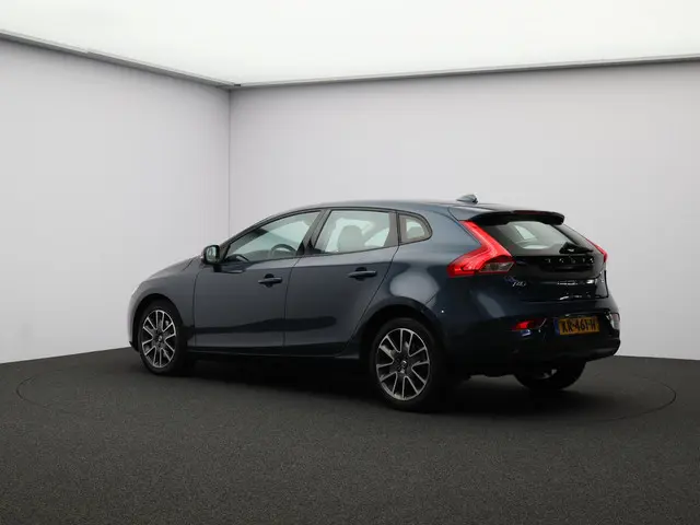 Volvo V40 2.0 T2 Nordic+ 2016 Benzine 28