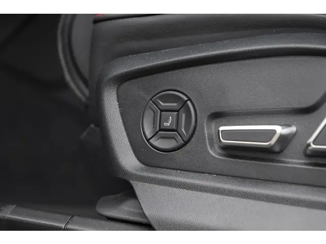 Audi RSQ8 4.0 TFSI quattro 2021 Benzine 43