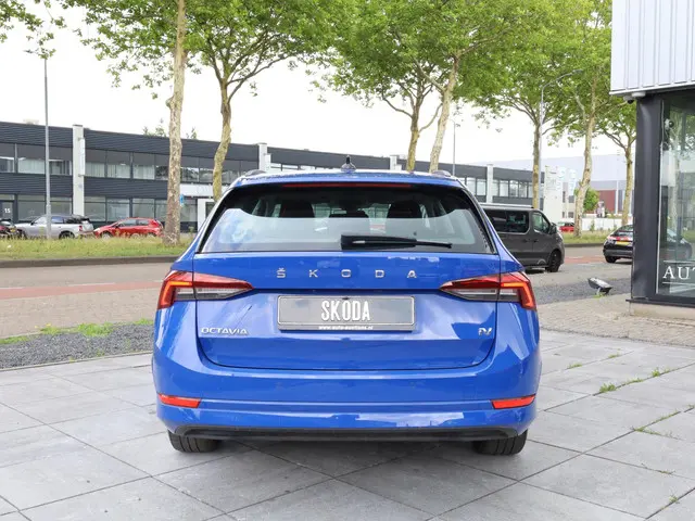 Škoda Octavia Combi iV 1.4 TSI PHEV 2022 Hybride Benzine 4