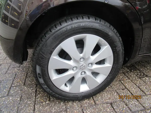 Suzuki Splash 1.2 Comfort 2013 Benzine 6