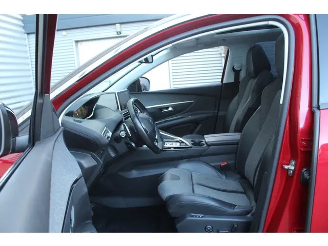 Peugeot 3008 1.2 PureTech Première 2017 Benzine 20