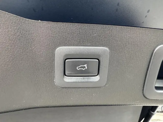 Mazda CX-5 2.0 SkyActiv-G 165 Luxury 2019 Benzine 32