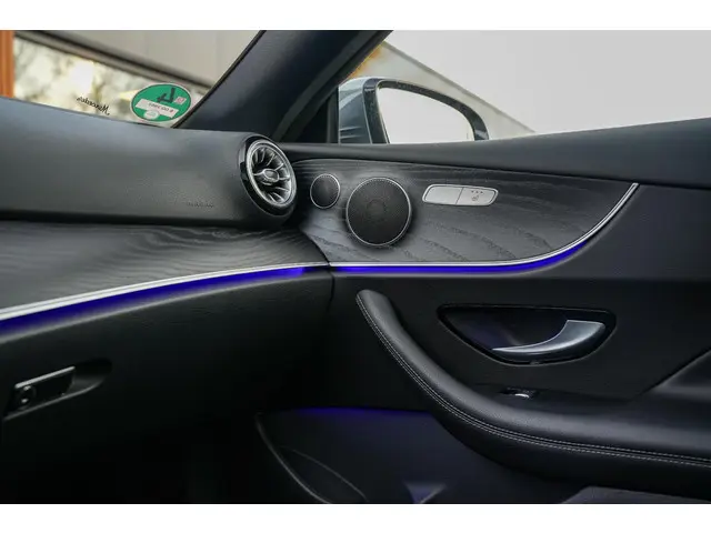 Mercedes-Benz E-Klasse Coupé 200 2018 Benzine 22