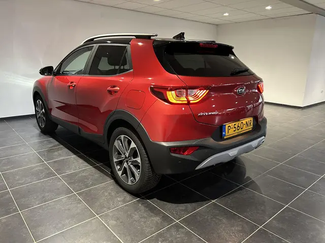 Kia Stonic 1.0 T-GDi DynamicPlusLine 2018 Benzine 6