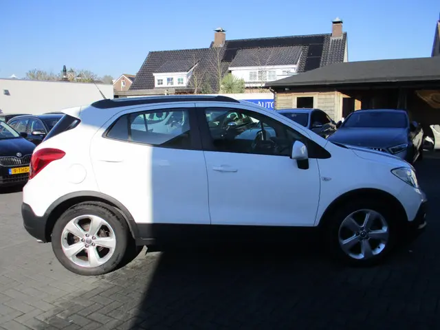 Opel Mokka 1.4 TURBO Edition Navi Airco LM ! 2014 Benzine 7