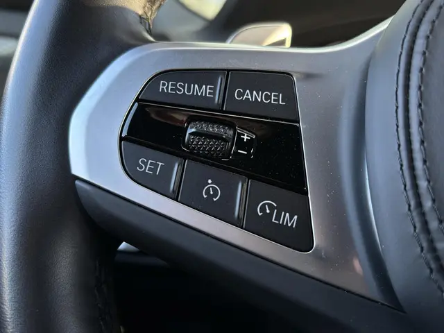 BMW X3 xDrive 20i 2024 Benzine 12