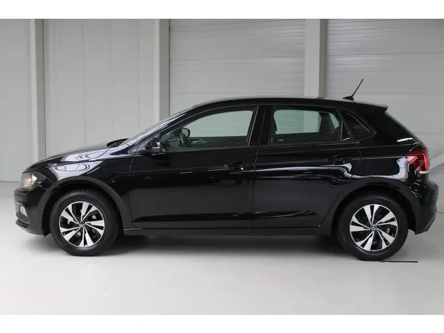 Volkswagen Polo 1.0 TSI Comfortline 2021 Benzine 2