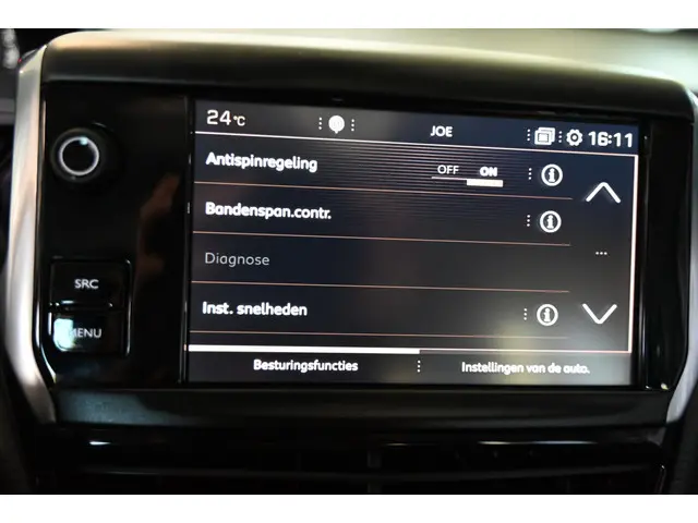 Peugeot 2008 1.2 PureTech Signature 2019 Benzine 28