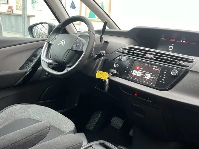 Citroën C4 Picasso PureTech 130 Feel 2018 Benzine 28