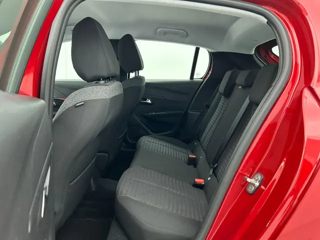 Peugeot 208 1.2 PureTech Active Pack 2022 Benzine 15