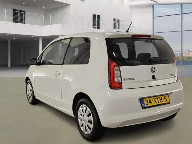 Škoda Citigo 1.0 Greentech Tour 2012 Benzine 4