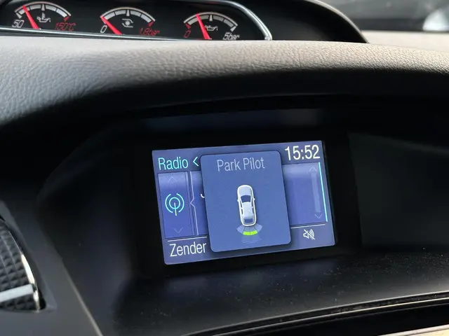 Ford Focus Wagon 2.0 EcoBoost ST-2 2013 Benzine 31