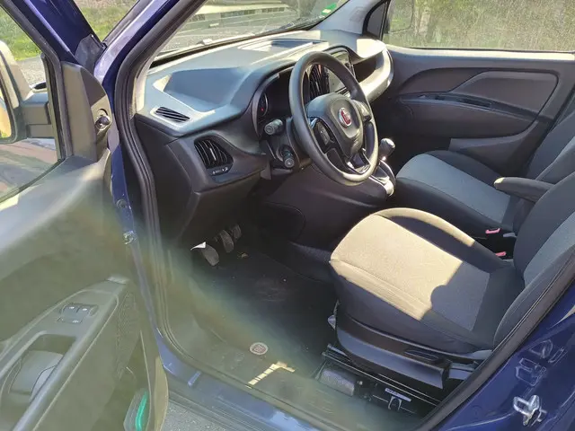 Fiat Doblò Cargo 1.6 MJ L1H1 S Trekking 2023 Diesel 7