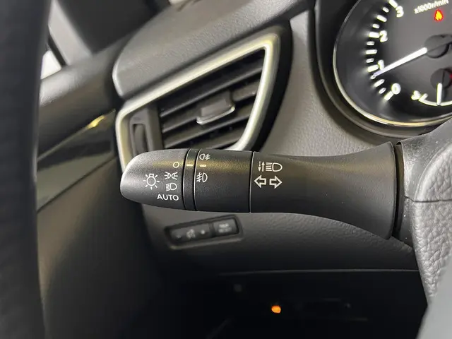 Nissan QASHQAI 1.2 Premier Edition 2014 Benzine 30