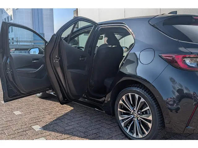 Toyota Corolla Hybrid 140 Dynamic 2024 Hybride Benzine 16