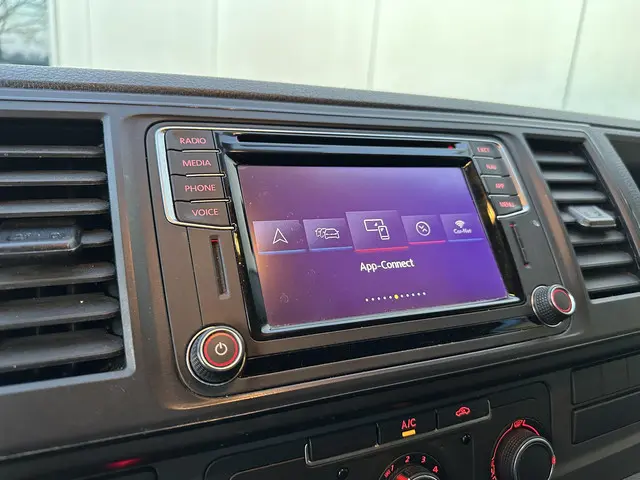 Volkswagen Transporter 2.0 TDI Highline 2019 Diesel 28