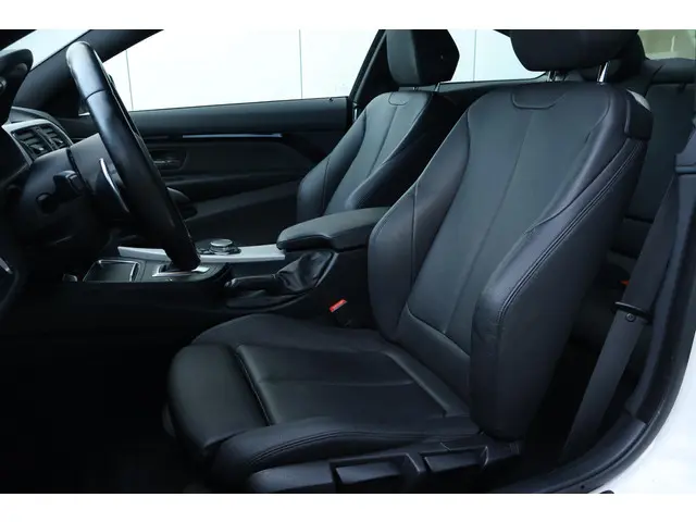 BMW 4 Serie Coupé 420i M Sport 2016 Benzine 11