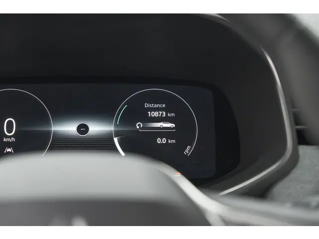 Renault Clio TCe 90 GPF Techno 2025 Benzine 45