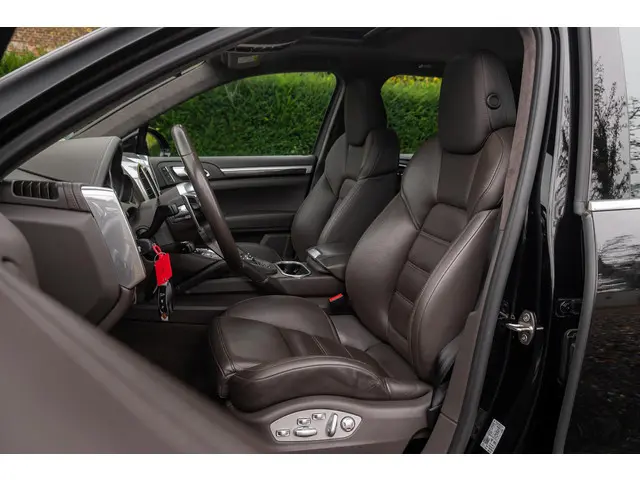 Porsche Cayenne 4.8 Turbo S 2014 Benzine 5
