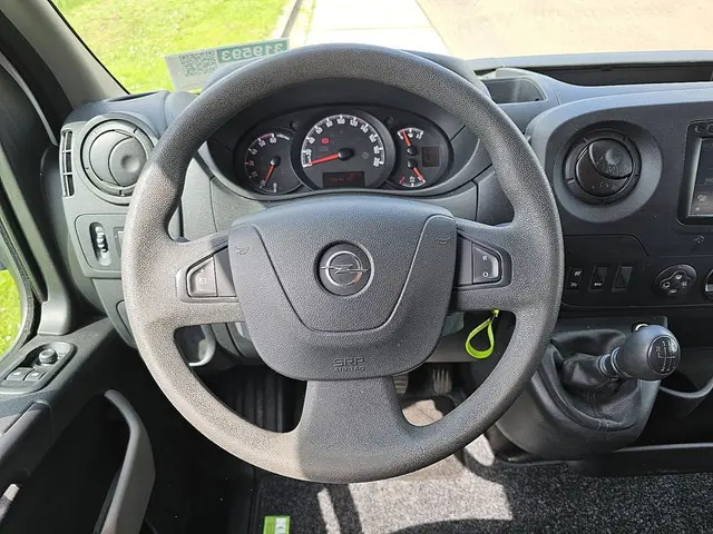 Opel Movano 2.3 2018 Diesel 11