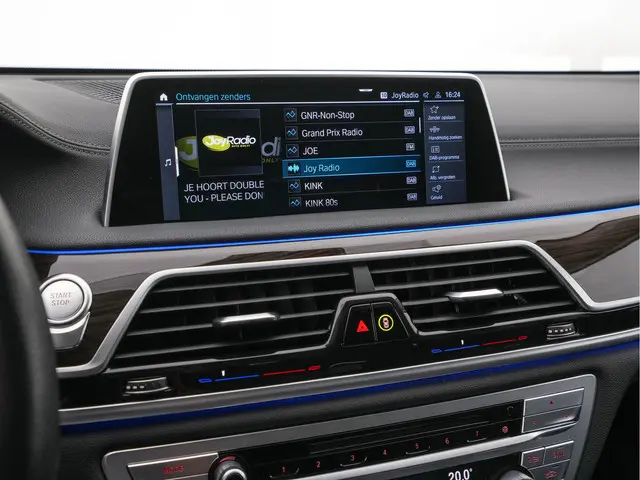 BMW 7 Serie 745e High Executive 2022 Hybride Benzine 16