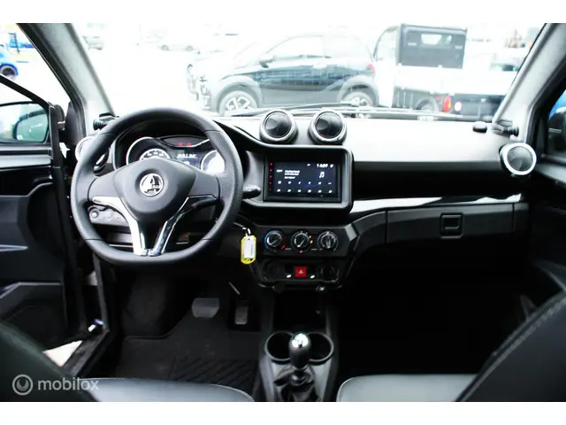 Aixam Crossover Brommobiel SUV 2025 Diesel 13