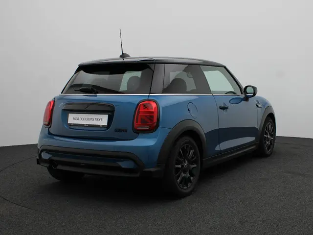 MINI 3-Deurs Cooper 2023 Benzine 2