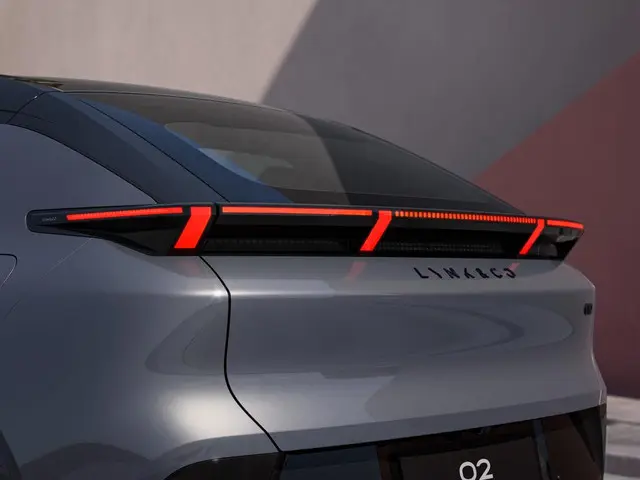 Lynk & Co 02 More 2025 Elektrisch 14