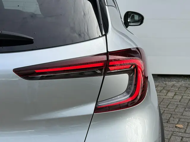 Renault Captur 1.3 TCe 155 Intens 2020 Benzine 29