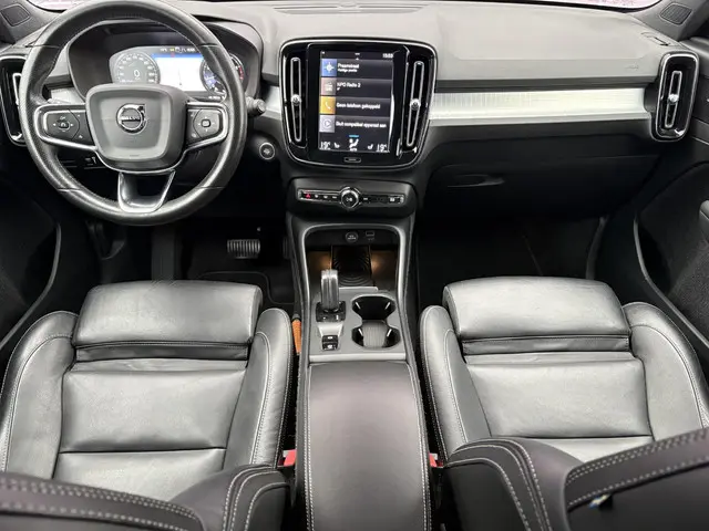 Volvo XC40 2.0 T5 AWD Intro Edition 2018 Benzine 4
