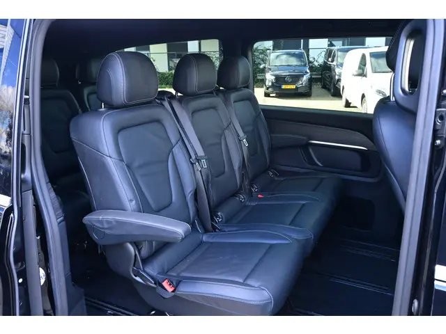 Mercedes-Benz V-Klasse 300d L3 Avantgarde 2024 Diesel 10