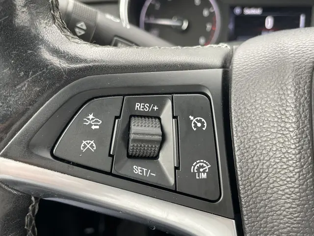 Opel Mokka X 1.4 Turbo Innovation 2017 Benzine 21