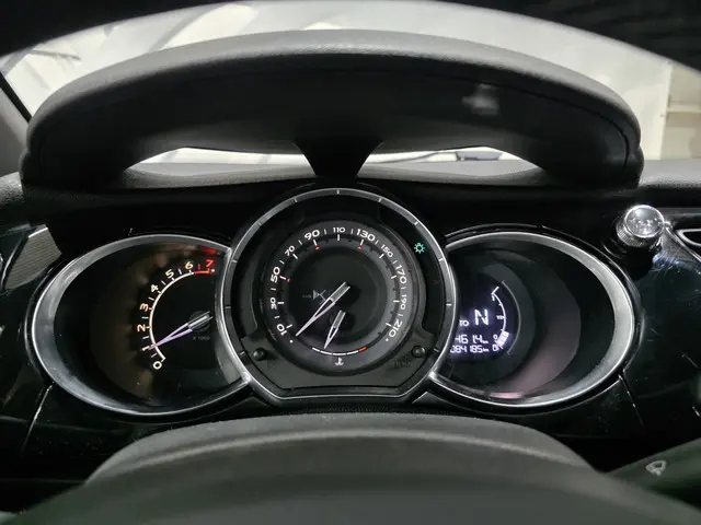 DS DS 3 1.2 PureTech So Chic AUTOMAAT 2016 Benzine 13