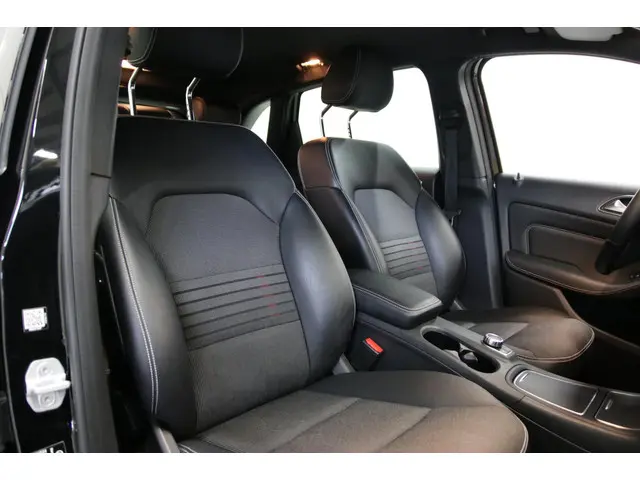 Mercedes-Benz B-Klasse 180 NAP/origineel NL 2015 Benzine 6