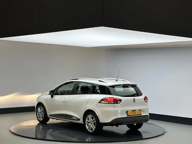 Renault Clio Estate 0.9 TCe Zen 2020 Benzine 2