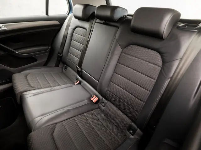 Volkswagen Golf 1.2 TSI R Connected 2015 Benzine 17