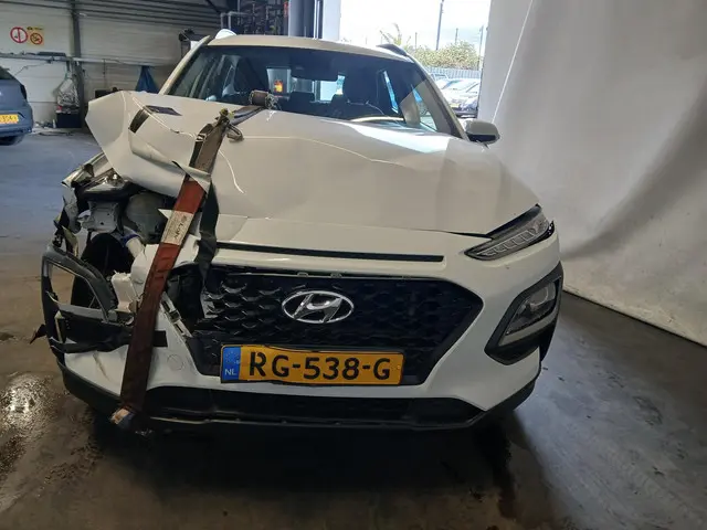 Hyundai Kona 1.0T Comfort - Front Schade - BPM 2017 Benzine 21