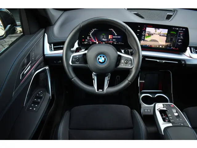BMW X1 xDrive25e M-Sport 2024 Hybride Benzine 23