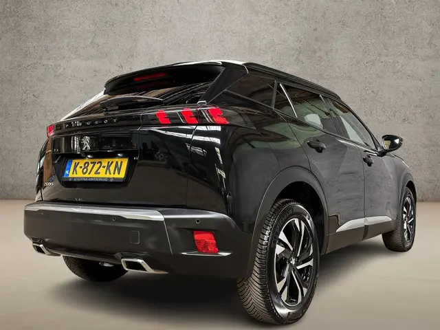 Peugeot 2008 1.2 PureTech Allure Sport 2021 Benzine 3