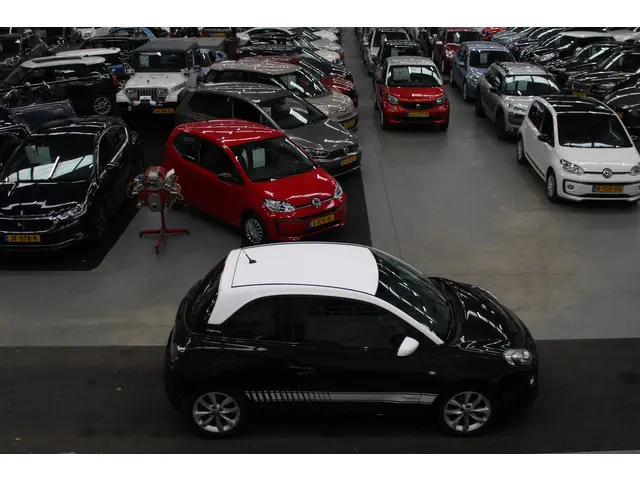 Opel ADAM 1.4 Jam 2013 Benzine 27