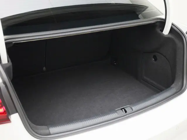 Audi A3 Limousine 35 TFSI/150PK S Line 2019 Benzine 21