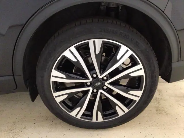 Ford Kuga 2.5 PHEV Active X 2024 Hybride Benzine 6