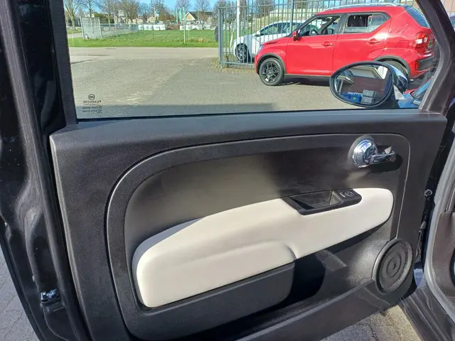 Fiat 500 1.2 Lounge 2020 Benzine 16