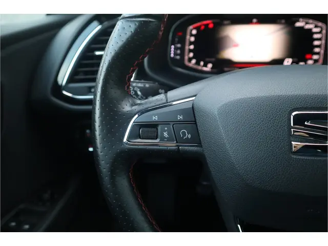 SEAT Leon 1.5 TSI FR Business Intense 2019 Benzine 12